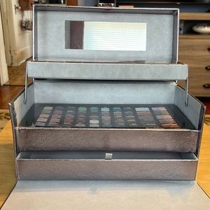 Makeup Kit- includes eyeshadow and blush